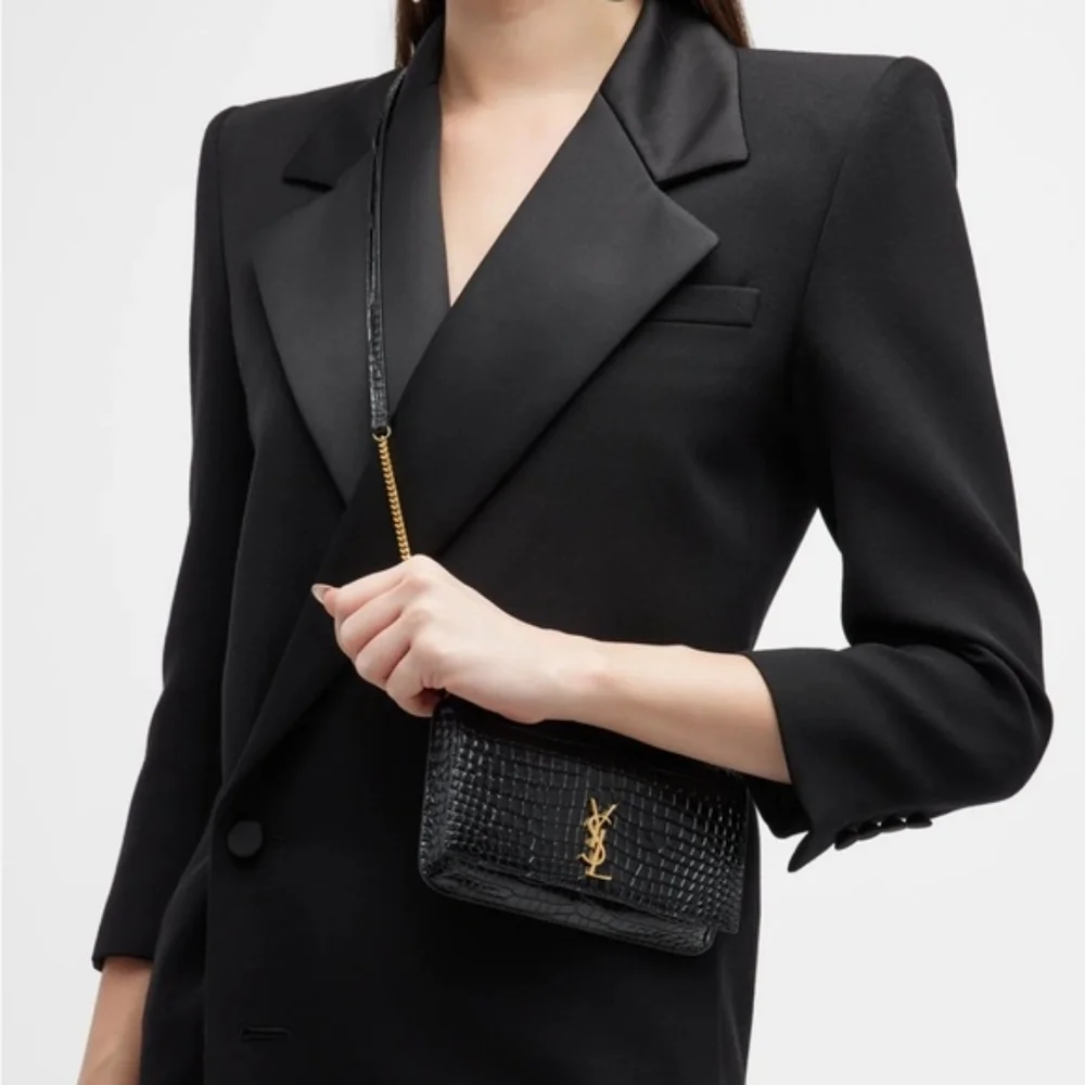 YSL SAINT LAURENT CASSANDRE PHONE HOLDER W/ STRAP IN CROCODILE-EMBOSSED LEATHER - Picture 2 of 16